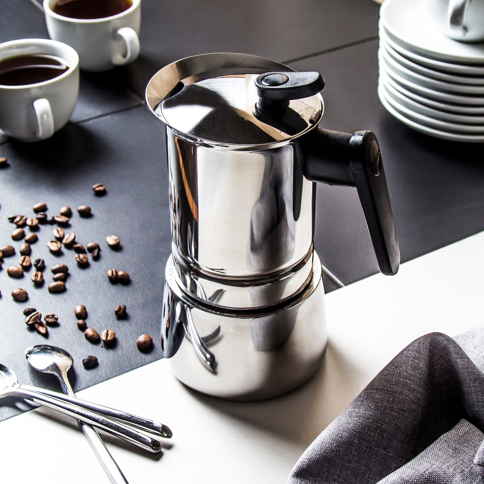 PEDRINI STEEL MOKA Steel Cafe 6 alkovy kavovar na espresso 6 tz Finesio.cz